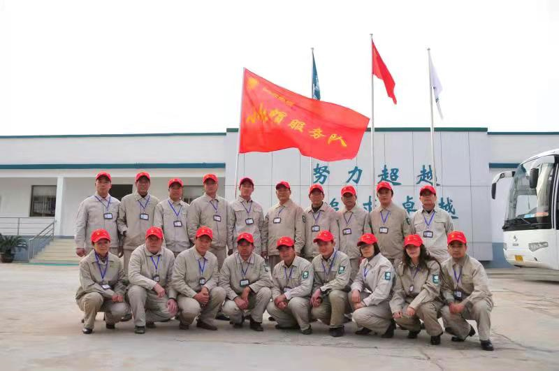 江蘇連云港市贛榆區(qū)供電公司服務(wù)菜農(nóng)助力鄉(xiāng)村振興，提供貼心服務(wù)受贊譽(yù)