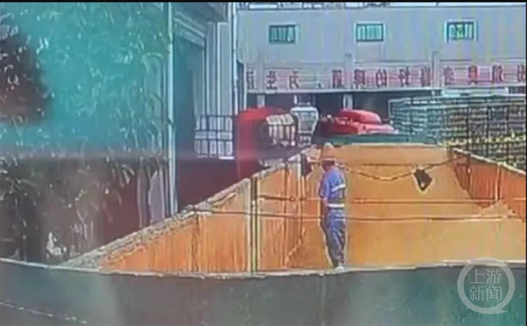 一泡尿差點(diǎn)“尿倒”青島啤酒？三廠“小便門”產(chǎn)生4大疑問